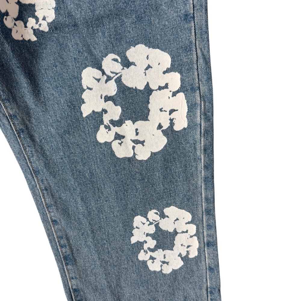 Black Icon Floral Print‎ Jeans Size 32 NWT Straight Leg Denim - Picture 3 of 8